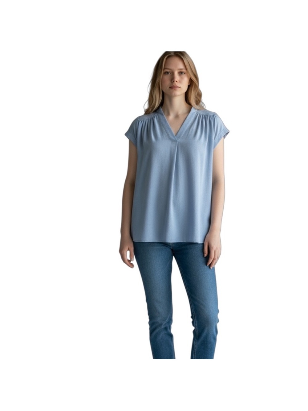 Women's Nine West Jeans Lt. Blue  V-Neck Top Medium  New With Tags